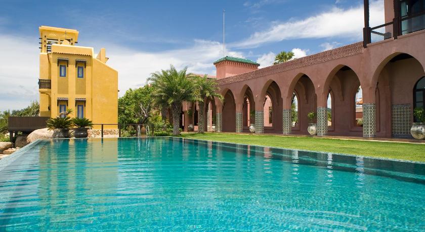 วิลล่ามาร็อค รีสอร์ท ปราณบุรี
(Villa Maroc Resort Pranburi)