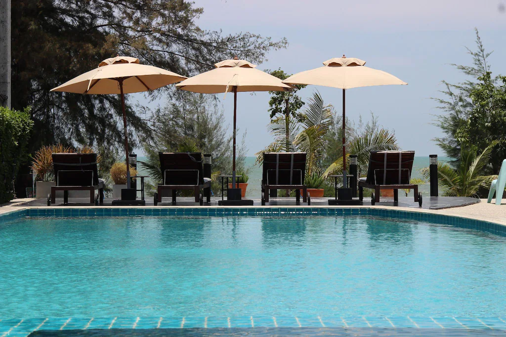  แลดูปราณ รีสอร์ท
(L’Air Dud Pran Resort)