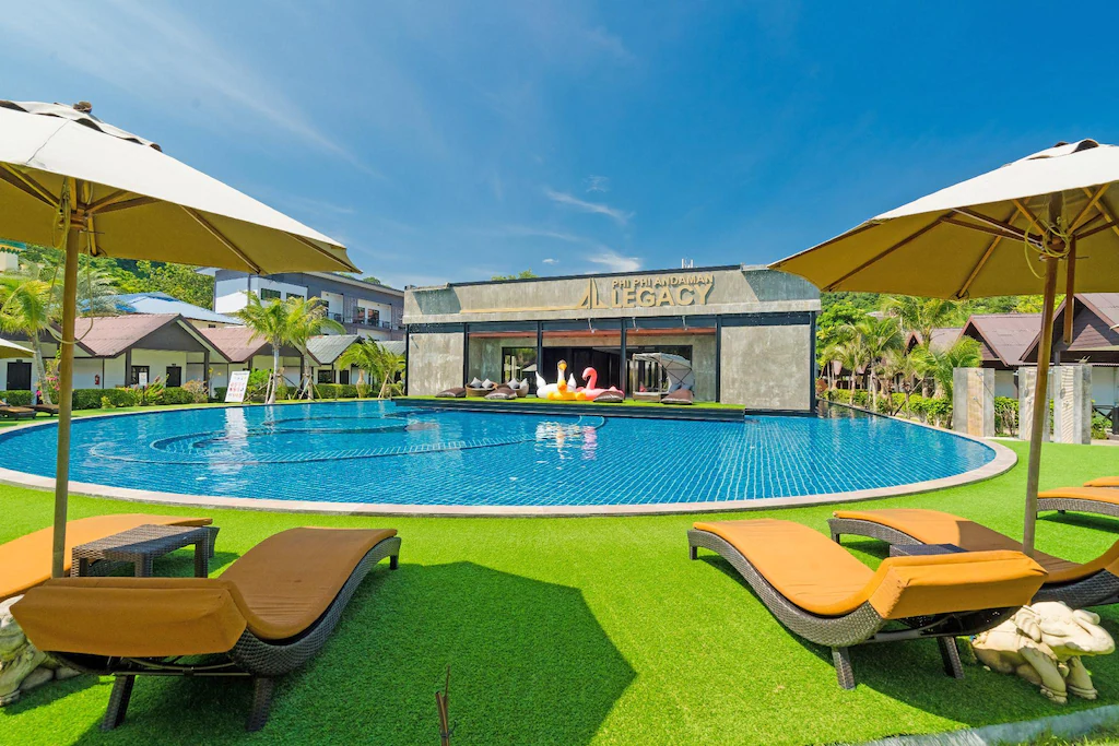 พีพี อันดามัน เลกาซี่ รีสอร์ท
(PhiPhi Andaman Legacy Resort)