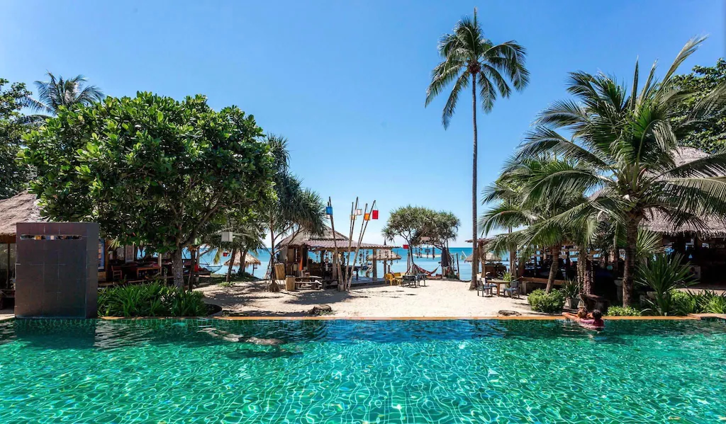 โคโค ลันตา รีสอร์ต
(Coco Lanta Resort)
